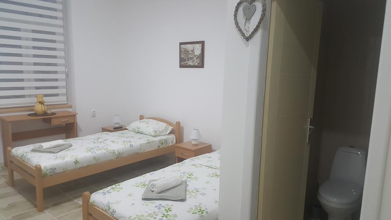 Apartmani Maja Ζρένιανιν Εξωτερικό φωτογραφία