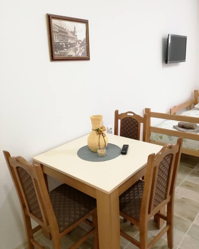 Apartmani Maja Ζρένιανιν Εξωτερικό φωτογραφία